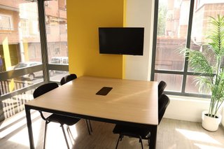Oficina en alquiler en Castillejos en Madrid