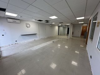 Nave industrial en alquiler en Mas Xirgu en Girona