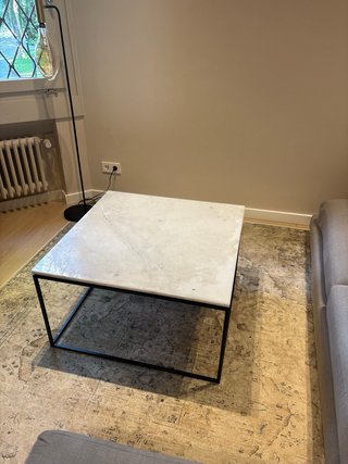Mesa de centro Zara Home mármol y metal