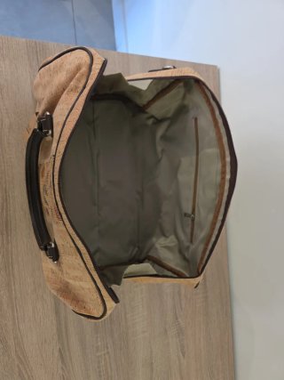 Bolsa de viaje de corcho con estampado