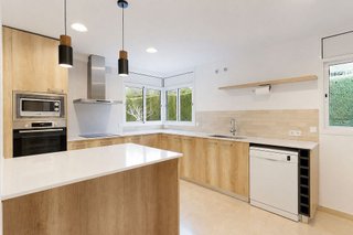 Casa pareada en alquiler en Piovera - Conde Orgaz en Madrid