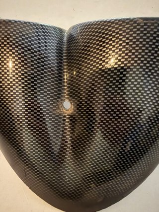 Careta de fibra de carbono