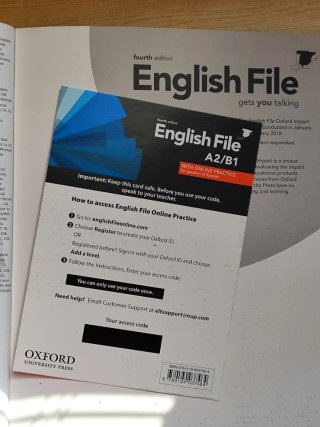 English File A2/B1 Pre-intermediate With Online...