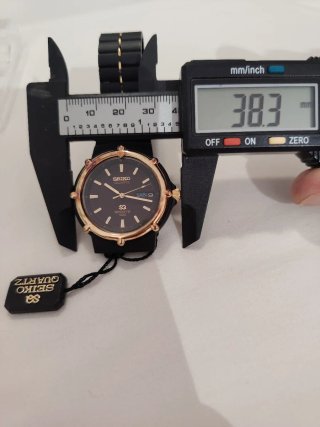 Seiko SQ Sports 100 Reloj de Cuarzo