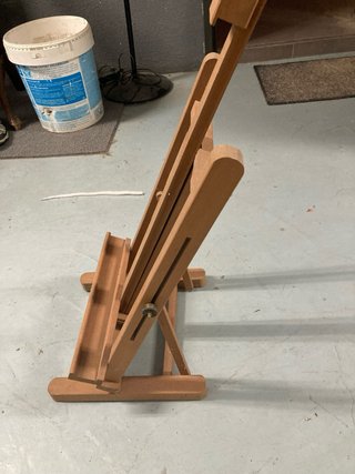 Caballete de sobremesa para pintura