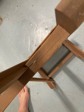 Caballete de sobremesa para pintura