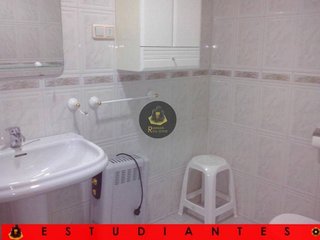 Piso en alquiler en Pajaritos - Plaza de Toros en Granada