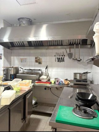 Local comercial en alquiler en Huerta del Pilar en Sevilla