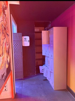 Local comercial en alquiler en Huerta del Pilar en Sevilla