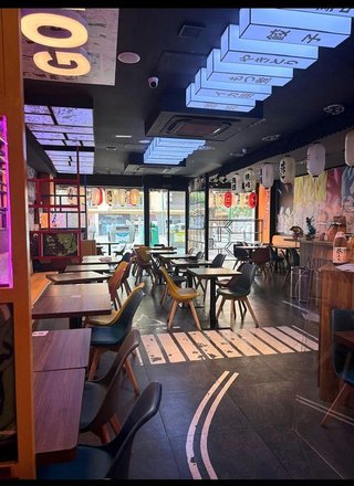 Local comercial en alquiler en Huerta del Pilar en Sevilla