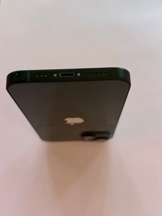 iPhone 13 128GB Verde Oscuro