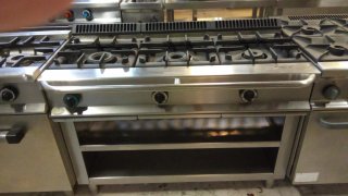 Cocina industrial 6 fuegos + horno