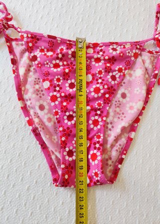 Bikini de Choff rosa fucsia estampado retro floral