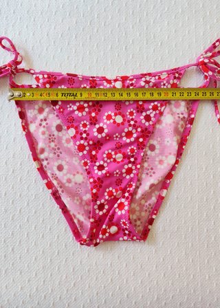 Bikini de Choff rosa fucsia estampado retro floral