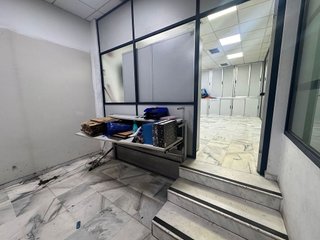 Local comercial en venta en El Juncal - Av. de la Paz en Sevilla