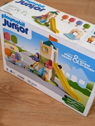 Playmobil Junior Parque Infantil 71703