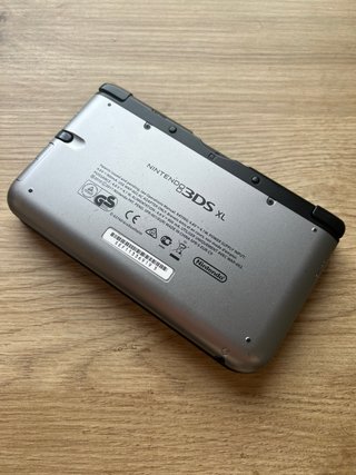 Nintendo 3DS XL + Giochi e Accessori