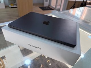 MacBook Pro M4 Apple Negro