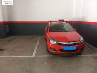 Garaje en venta en El Poblenou en Barcelona