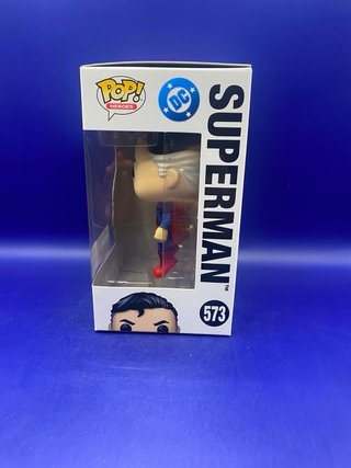 Funko Pop Superman 573 Edición Limitada