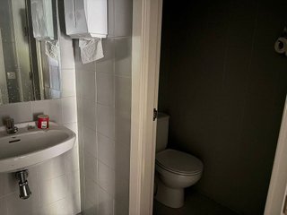 Local comercial en alquiler en Pino Montano - Consolación - Las Almenas en Sevilla