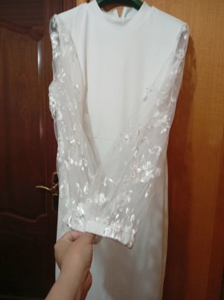 Vestido largo blanco manga transparente
