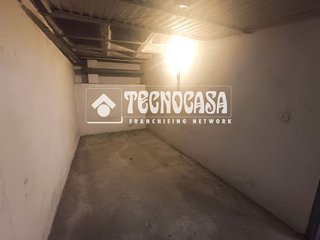 Garaje en alquiler en Circular - Vadillos en Valladolid