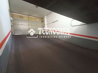 Garaje en alquiler en Circular - Vadillos en Valladolid