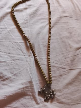 Collar Étnico Vintage Verde Oliva y Plata