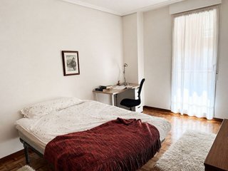 Piso en alquiler en Castilla - Hermida en Santander