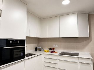 Piso en alquiler en Castilla - Hermida en Santander