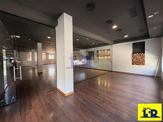 Local comercial en alquiler en Fuensanta - Universidad en Cuenca