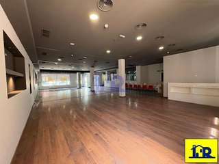 Local comercial en alquiler en Fuensanta - Universidad en Cuenca