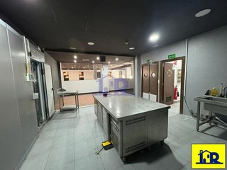 Local comercial en alquiler en Fuensanta - Universidad en Cuenca