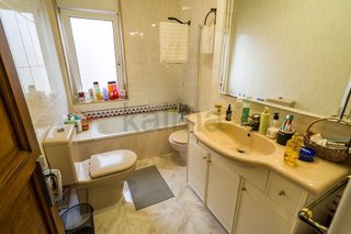 Piso en venta en Milán - Pumarín - Teatinos en Oviedo
