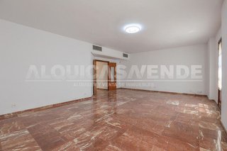 Piso en alquiler en Encarnación - Regina en Sevilla