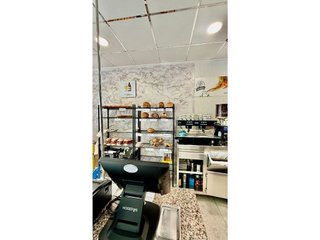 Local comercial en alquiler en Zona Galúa-Calnegre en Manga del mar menor, la