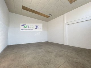Nave industrial en venta en Barrio Torrero en Zaragoza