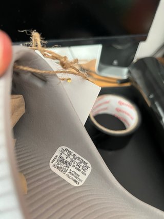 Chanclas Adidas grises, calzan un poco menos 38