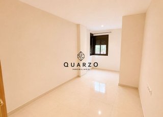 Piso en alquiler en Colores - Entreparques en Sevilla