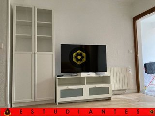 Piso en alquiler en Polígono Cartuja – La Paz en Granada
