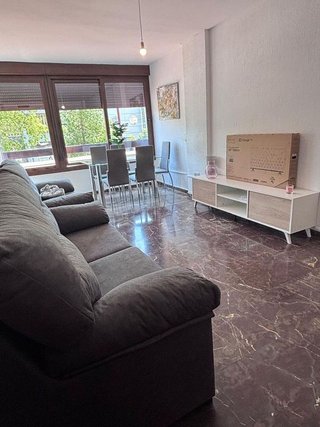 Piso en alquiler en La Buhaira en Sevilla