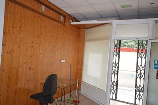 Local comercial en alquiler en Monte Alto - Zalaeta - Atocha en Coruña (A)