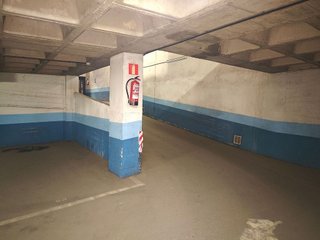 Garaje en venta en Lucero en Madrid