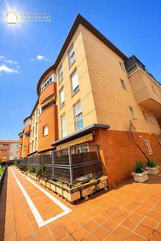 Dúplex en venta en Bami - Tabladilla - La Estrella en Sevilla