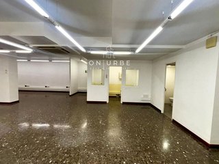 Oficina en venta en Sant Antoni en Barcelona