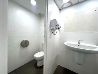 Oficina en venta en Sant Antoni en Barcelona