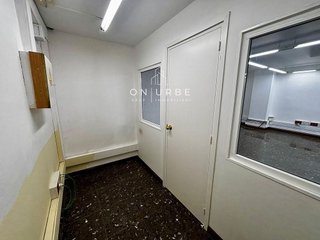 Oficina en venta en Sant Antoni en Barcelona