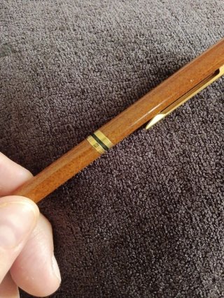 Bolígrafo Waterman Madera y Oro