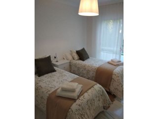 Piso en alquiler en Los Naranjos - Las Brisas en Marbella